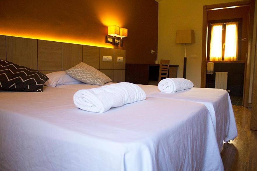 Hotel Valle De Turtzioz Extérieur photo